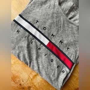 ⚡️2/$20 TOMMY HILFIGER Womens branded short sleeve t-shirt
